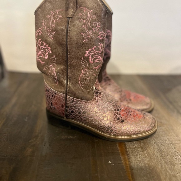 Boot Barn Girls’ sparkly cowboy cowgirl boots - Picture 5 of 6